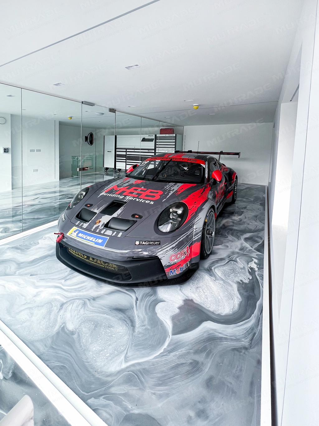 Private Garage Car Lift in England: How Mutrade S-VRC Creates Hidden Inter-Floor Parking Private Garage Car Lift in England: How Mutrade S-VRC Creates Hidden Inter-Floor Parking
